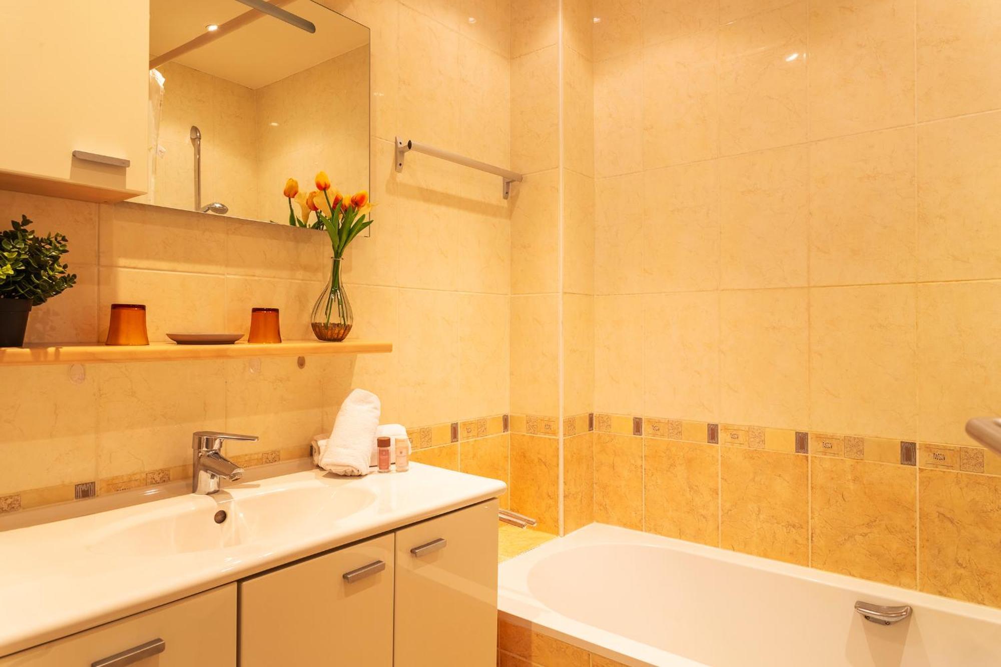 Le France-Massenet Ap3015 By Riviera Holiday Homes Nizza Kültér fotó