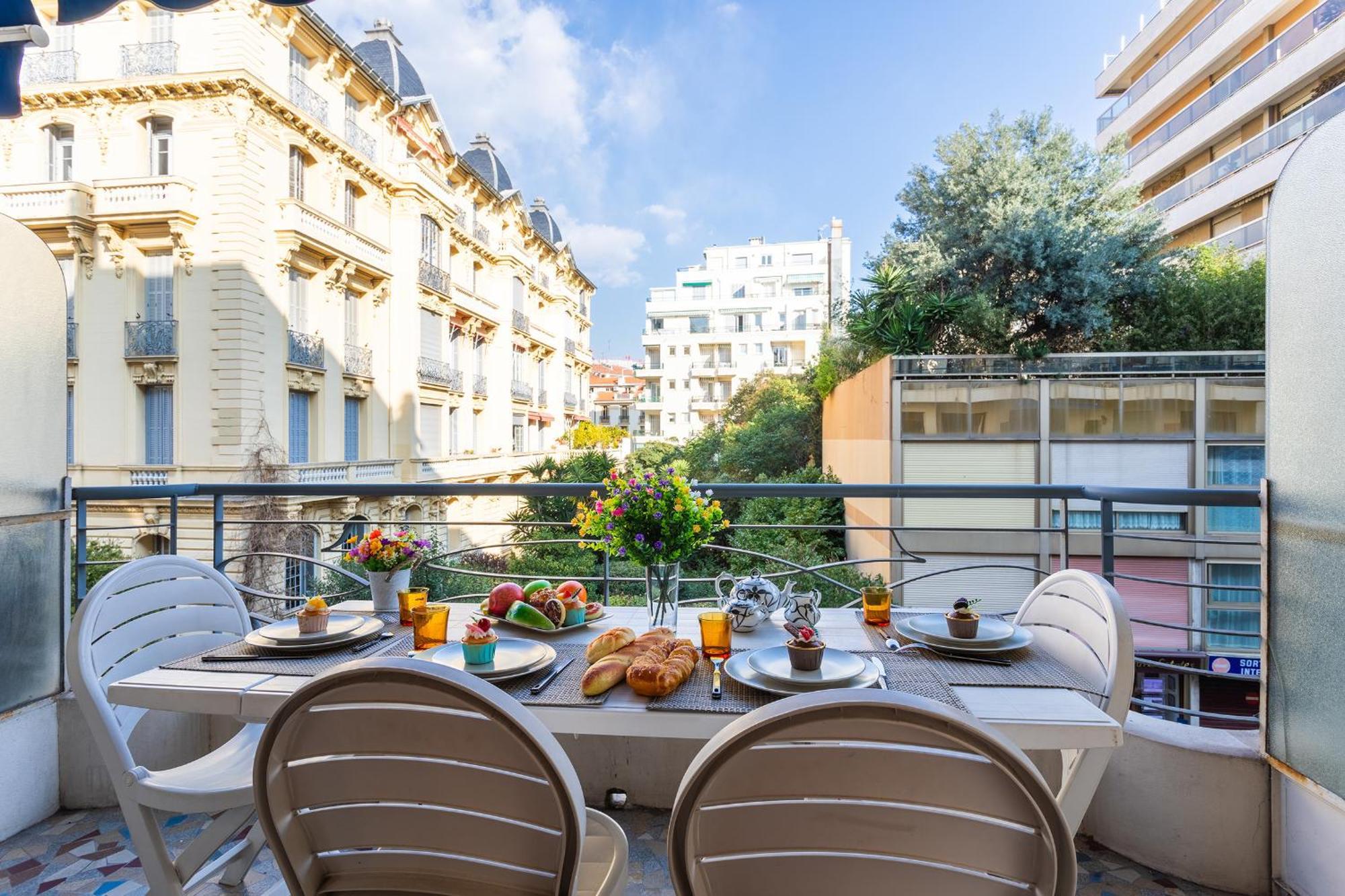 Le France-Massenet Ap3015 By Riviera Holiday Homes Nizza Kültér fotó