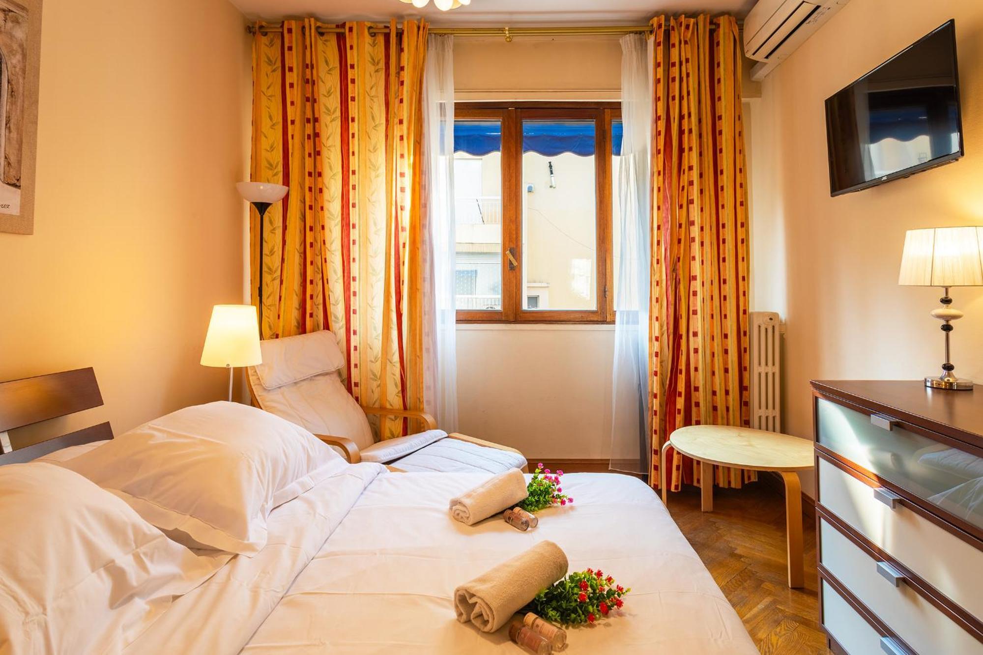 Le France-Massenet Ap3015 By Riviera Holiday Homes Nizza Kültér fotó